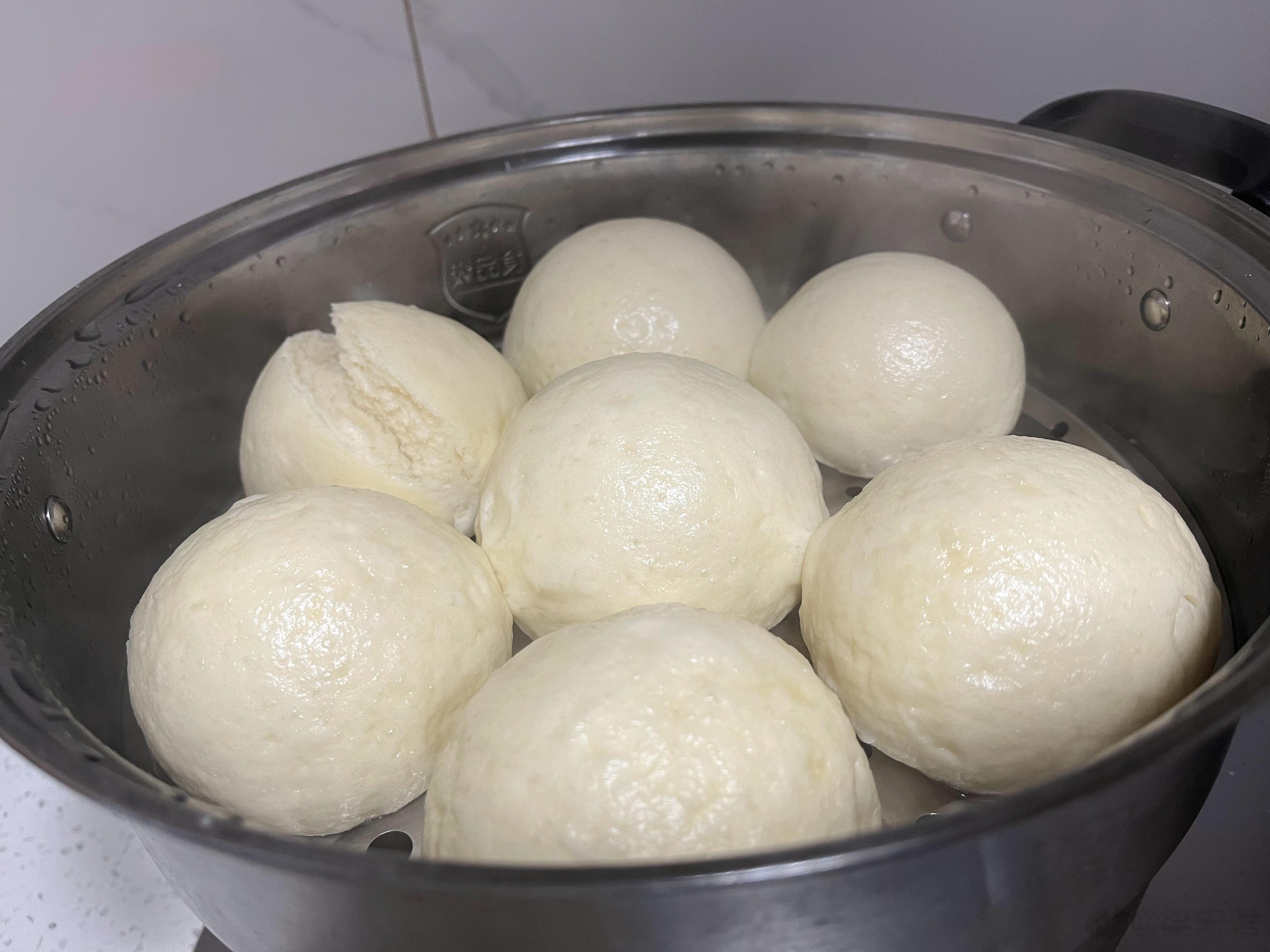 突然想吃手工馒头就蒸了几个 ​​​