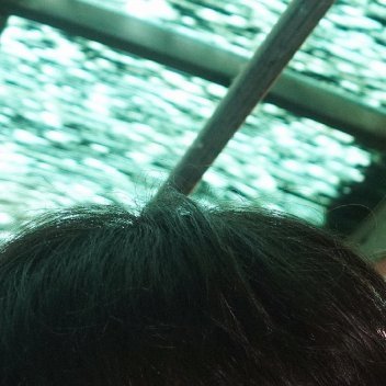 善念养善心，善心生善念。德不积不厚，善不行不成。人往高处走，善在心中留。至宝不常