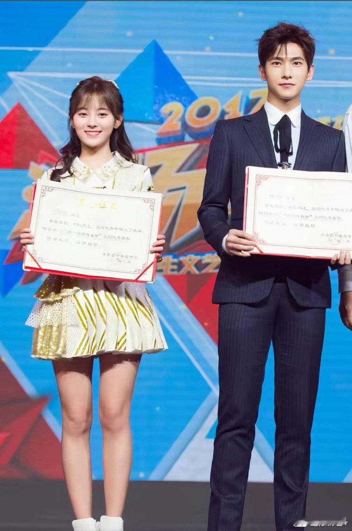 鞠婧祎vs杨洋 