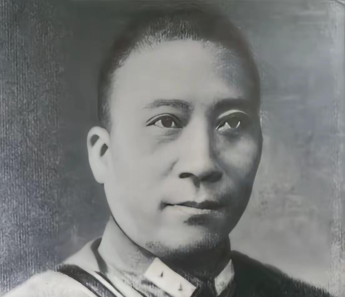 张学良到晚年时候终于说出一个秘密，杨虎城全家被老蒋杀害，原因就是西安事变里真正主