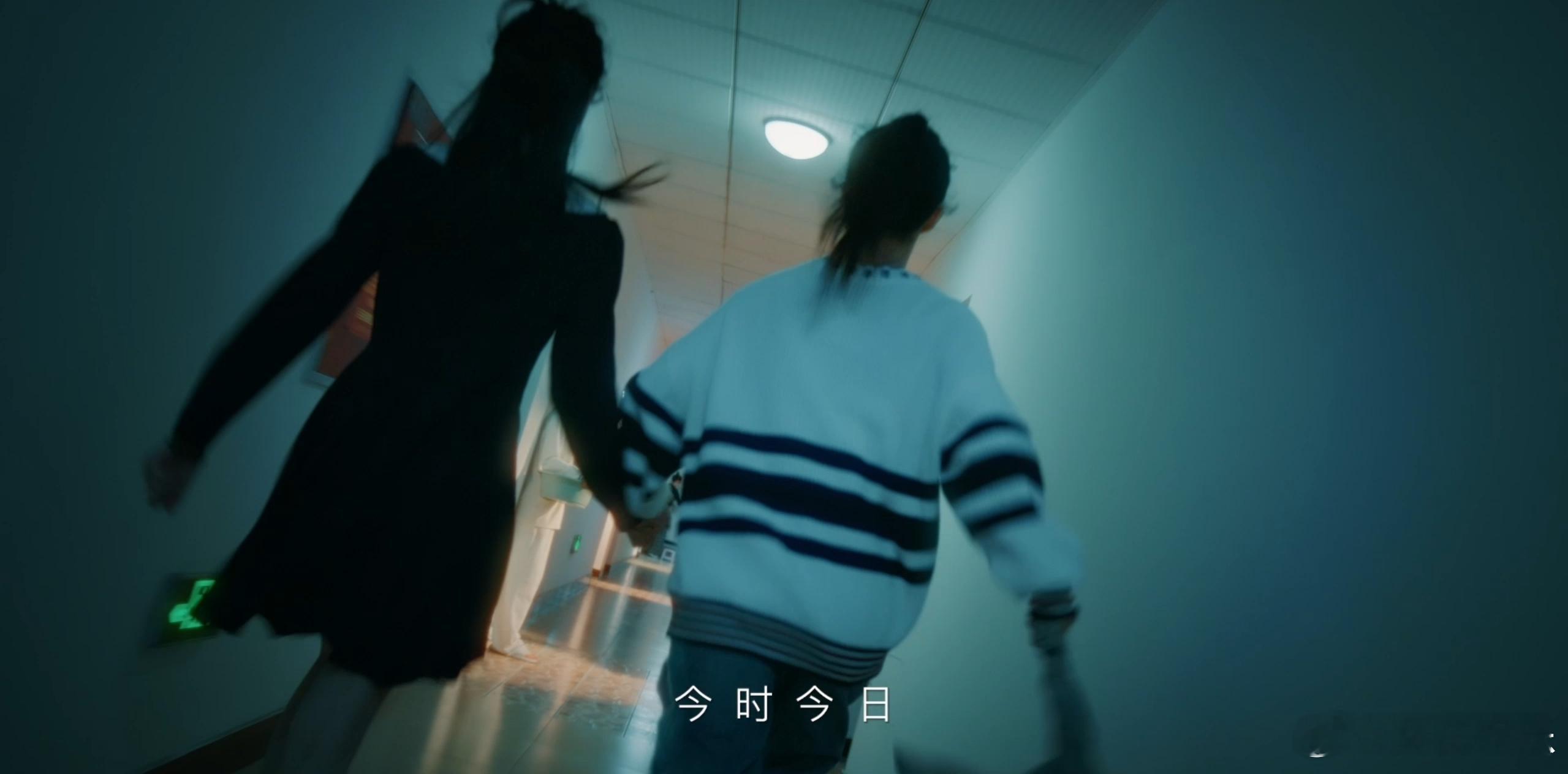 #高叶陈妍希万鹏新剧演闺蜜#从亲密无间的好闺蜜到互相仇视的敌人，连老公也出轨背叛
