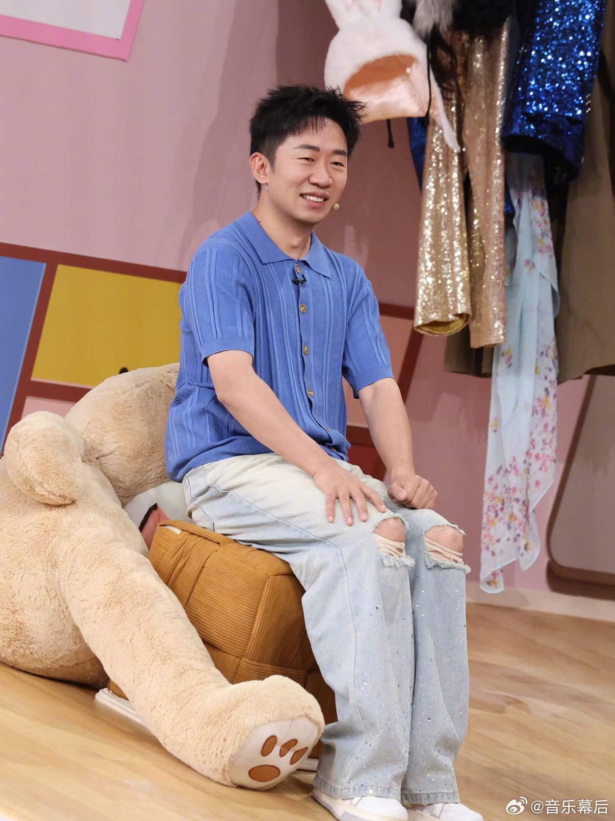对手：感谢杨迪送来的“顺风局”，这反向助力我们笑纳了。杨迪展示超绝反向手气你好星