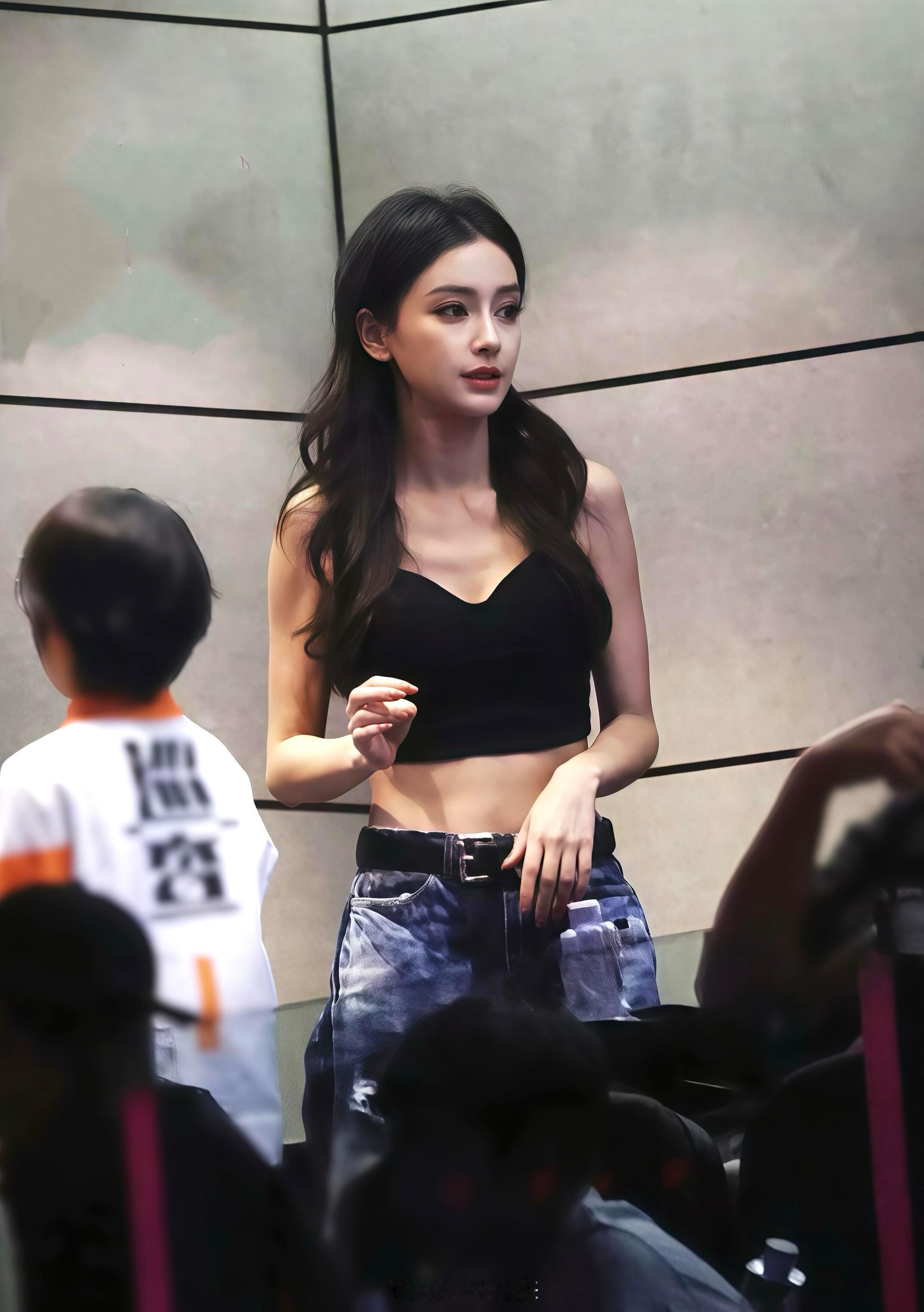 小脸大五官具象化-Angelababy ​​​