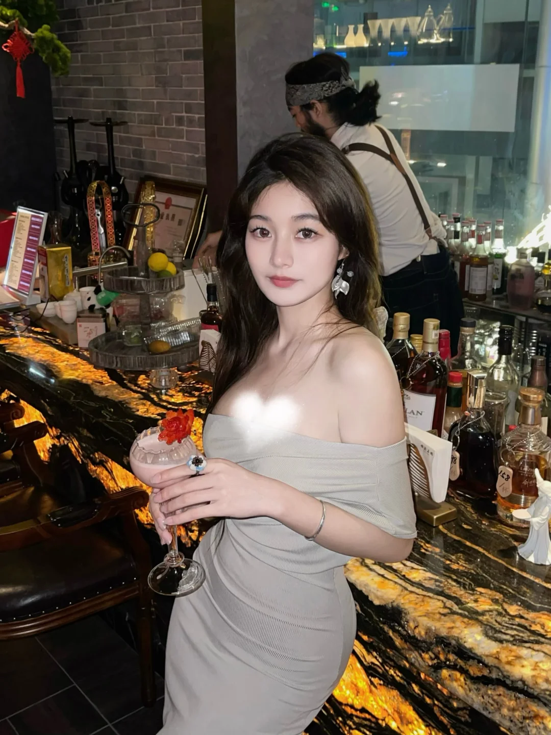 成年人的“口服液”，喝的是故事也是解药🥃