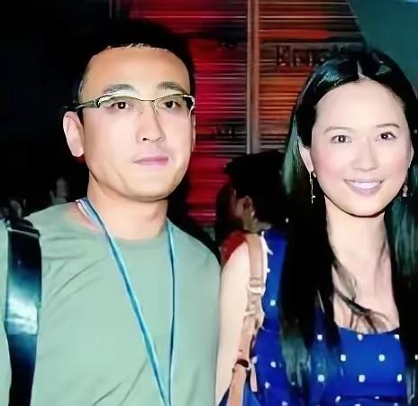 [微风]许戈辉说："我结婚这么多年，一直到去年，我先生的秘书说，给你也办一张信用