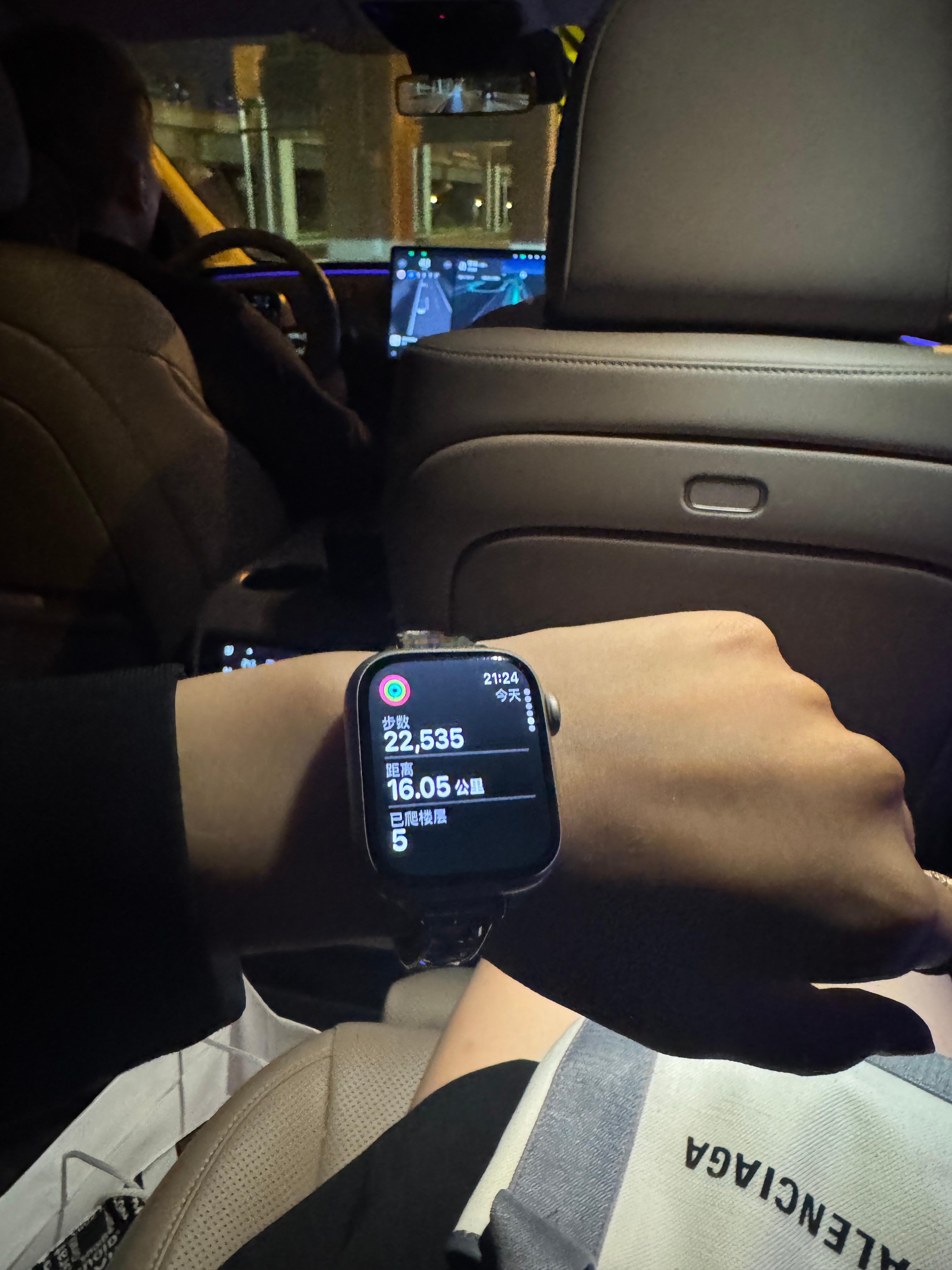 战绩可查，穿了个会吃人的鞋子，像海的女儿上岸，每一步都走在刀尖上雨丝的日常