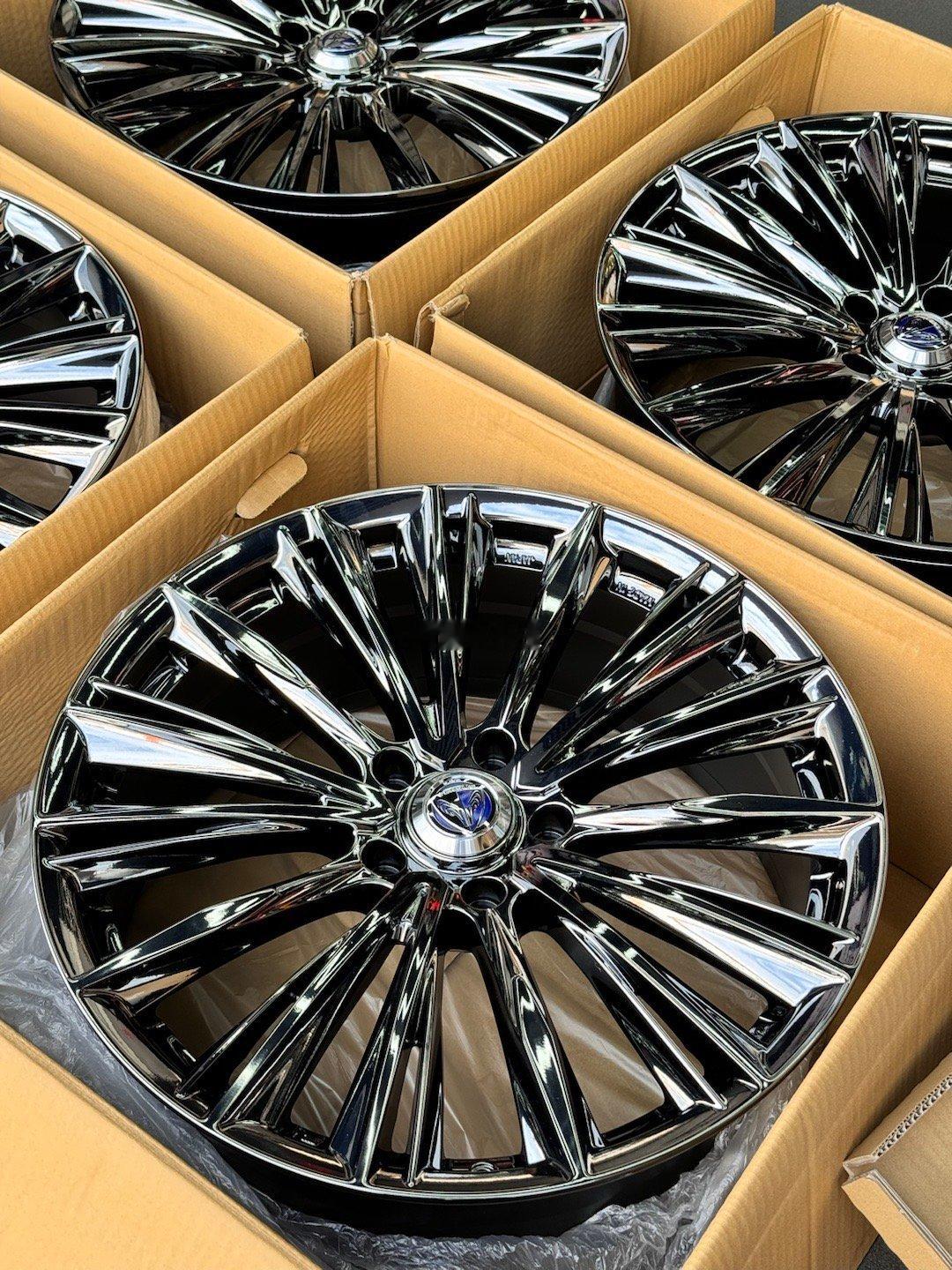 全新日本 RAYS  VOUGE RB色 电镀19寸   20寸  5×114.