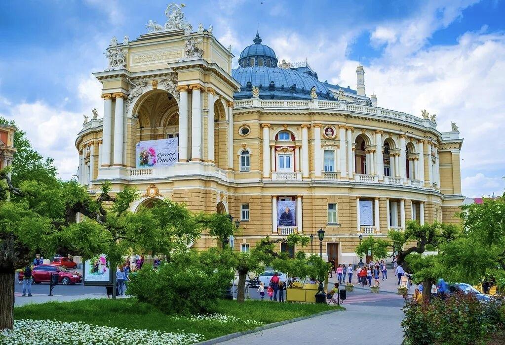 打10年后的乌克兰还能存在吗?十年后的乌克兰必定存在。俄罗斯的战略目标仅为获取乌