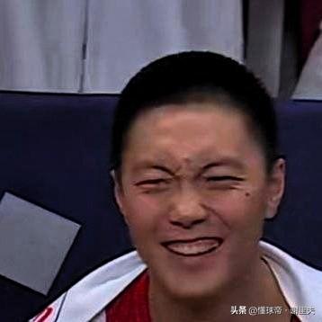 赵继伟不愧是男篮队长，由恩师郭士强亲自任命的，没有看走眼，打省队那个超远三分追平