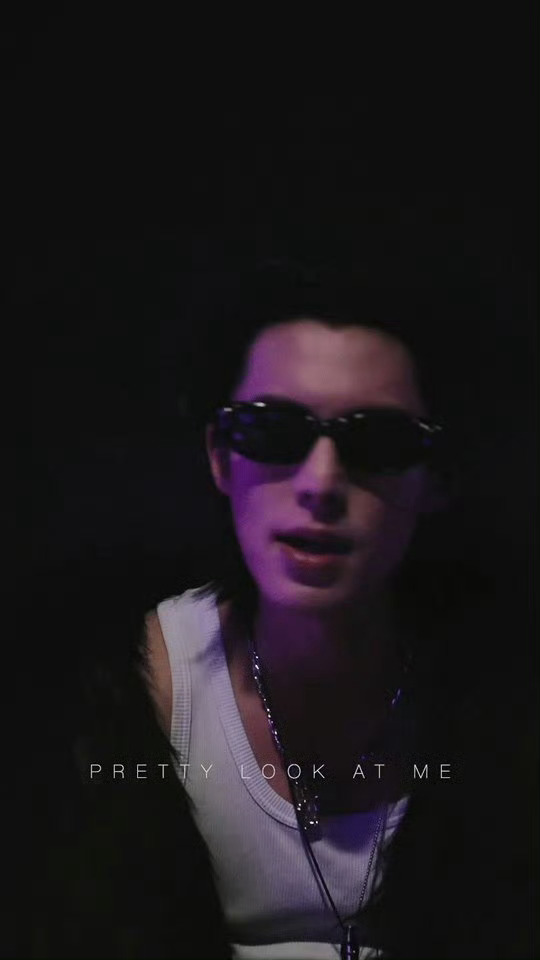 王鹤棣喊我看过去王鹤棣《Pretty》的魅力谁能抵挡😎 “Pretty loo