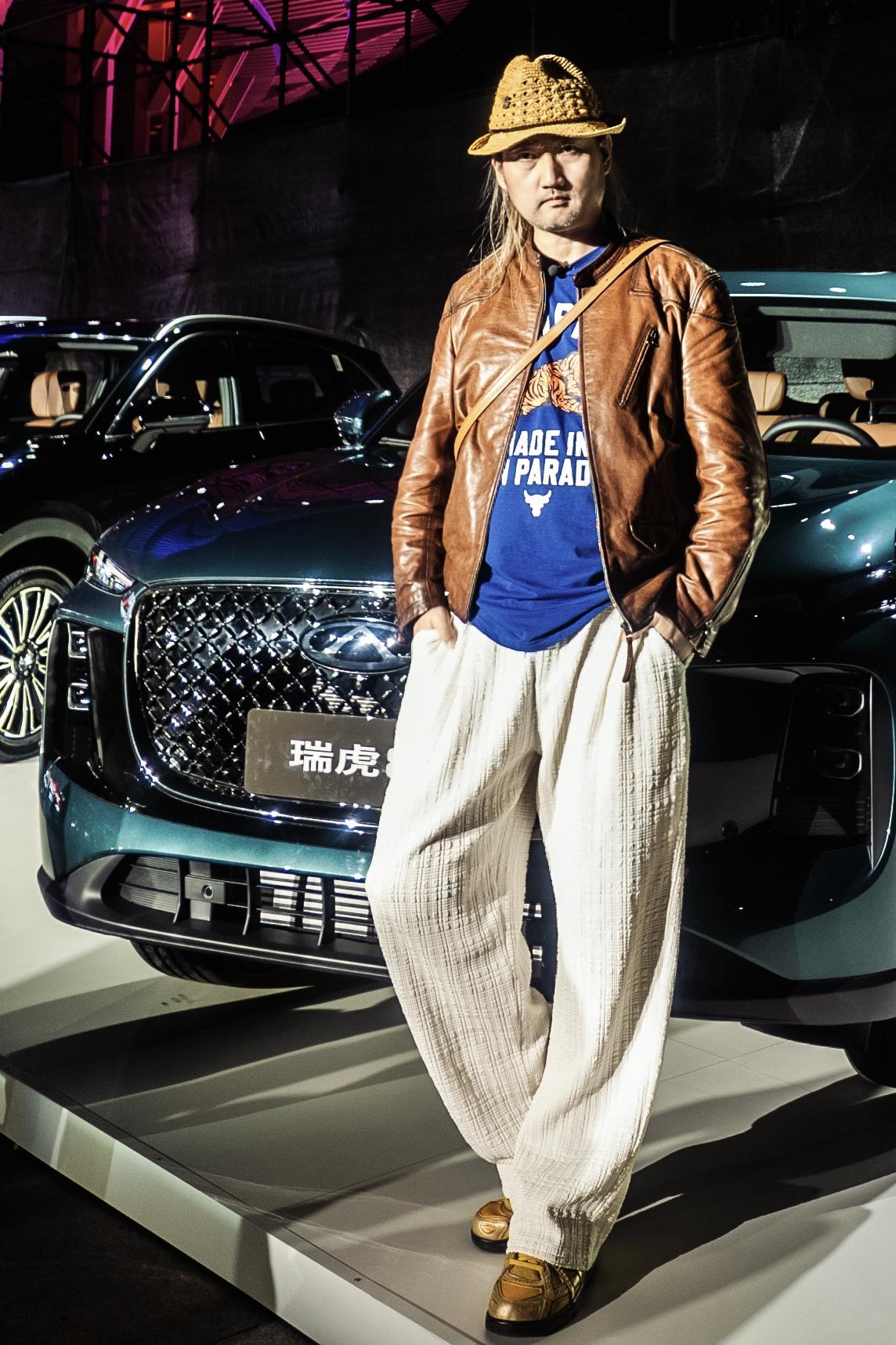 第五代瑞虎8 发布上市，上市指导价9.99万至12.99万。

分为虎式和豹式两