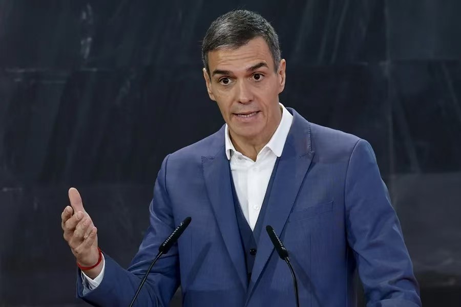 据参考消息报道，美伊停火协议刚落地，西班牙立即行动：驻伊朗大使馆重新开张，大使即