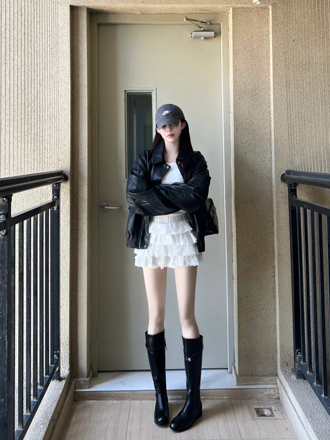 秋冬显高怎么穿！短裙➕长靴！