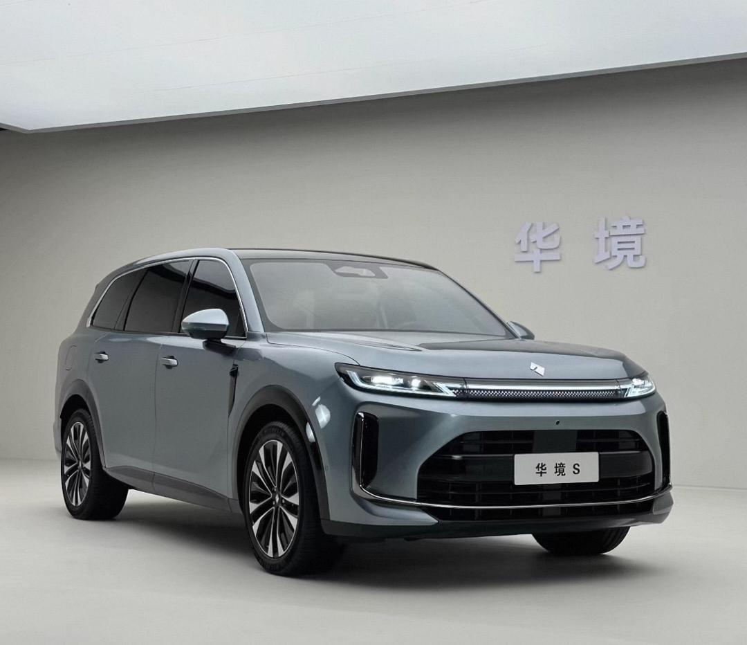 华境S和零跑D19增程，到底适合什么样的家庭？
 
普通家庭买20万上下的大型S
