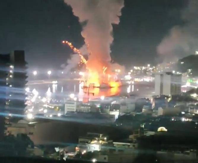 情况突变！墨西哥已经没得选了，整个中美洲都在颤抖。

特朗普刚刚用落在加拉加斯的