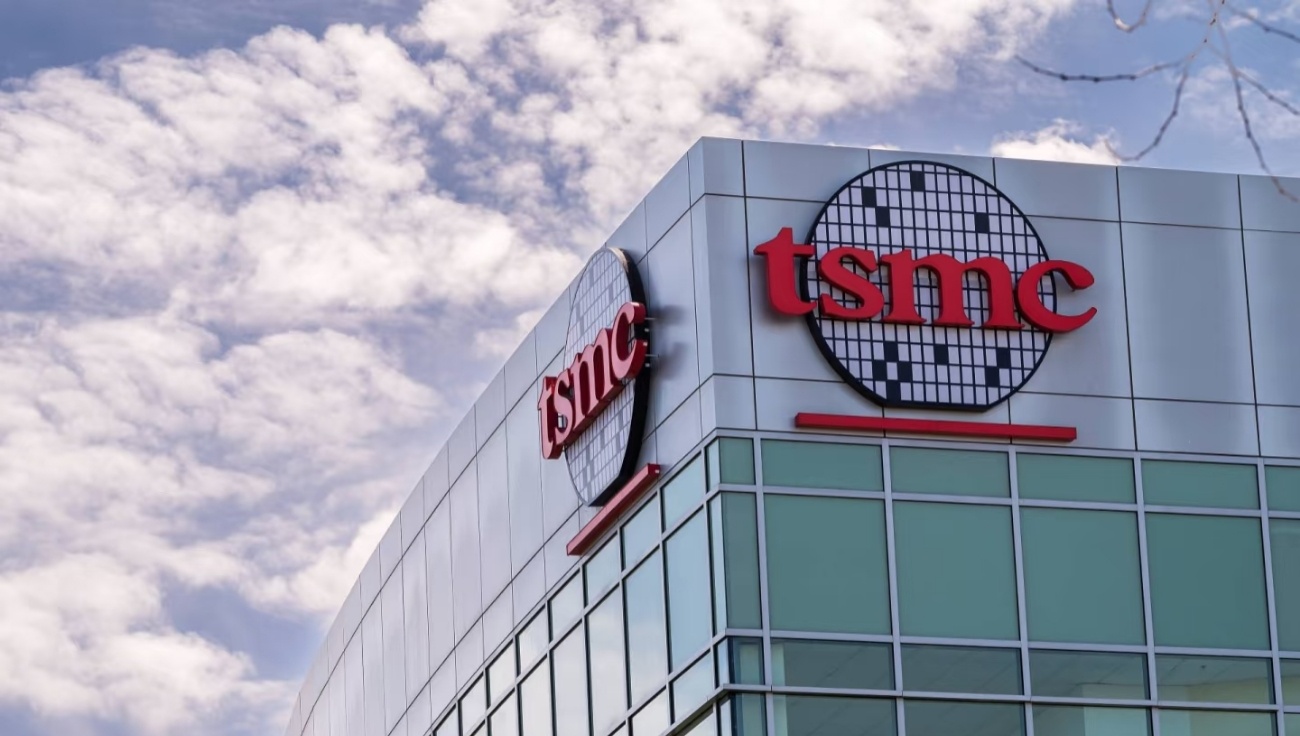 台积电的主要股东：1、行政院国家发展基金管理会，占股6.5%左右2、贝莱德，占股