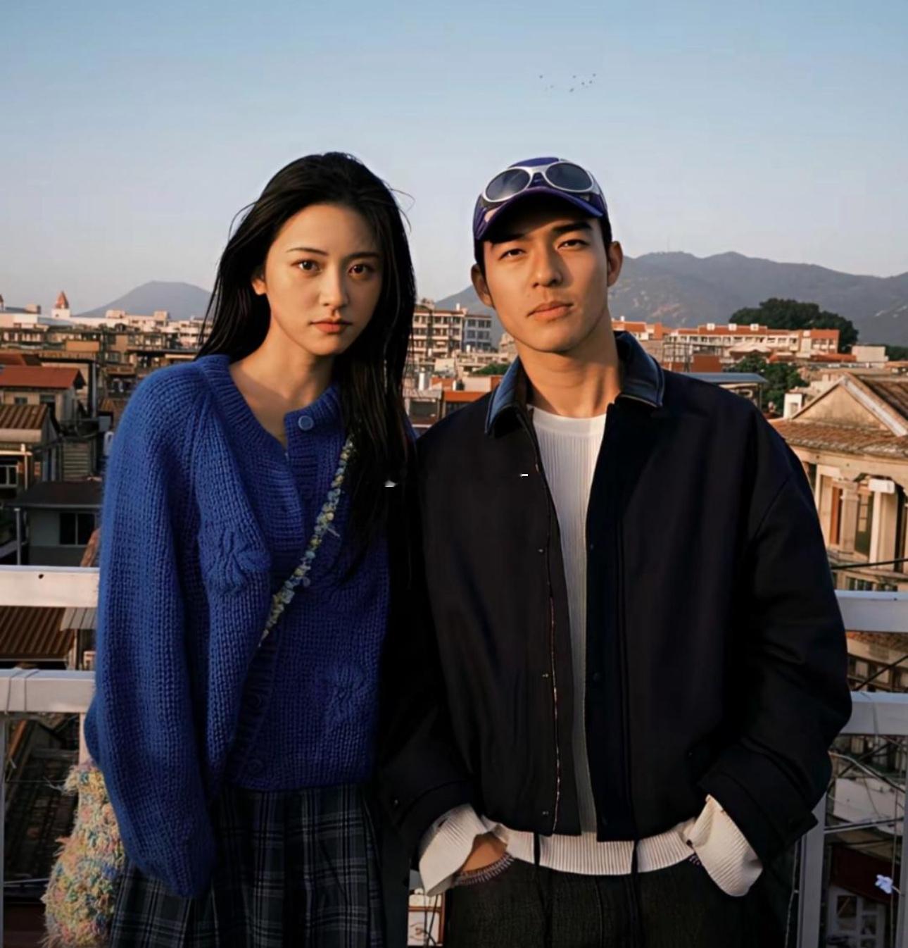 还想说沈月咋变高了？原来是这样。 