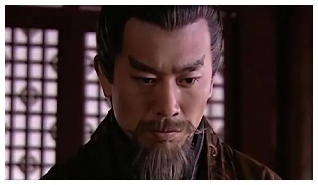 什么是推恩令呢？

公元前127年正月，长安发出一道诏令，看上去像是皇帝在给天下