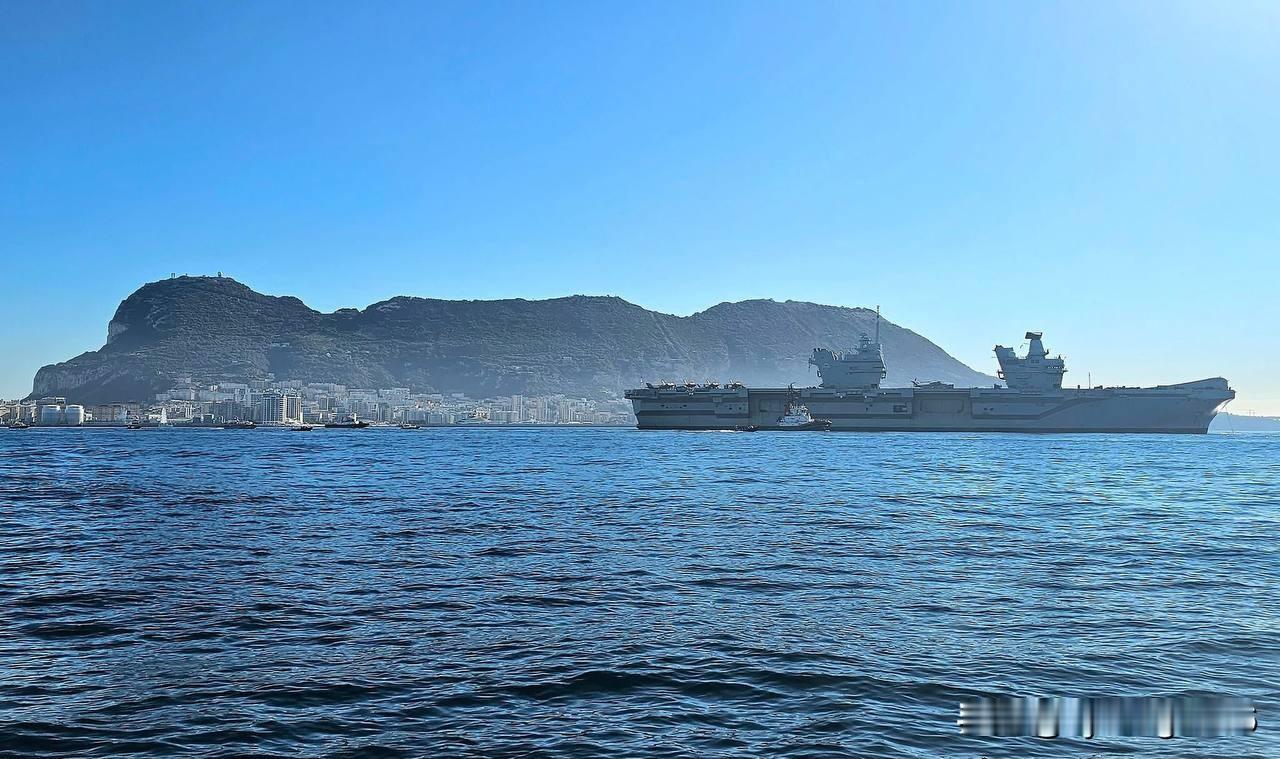 🇬🇧由“威尔士亲王”号航空母舰率领的英国皇家海军航母打击群于11月26日离开