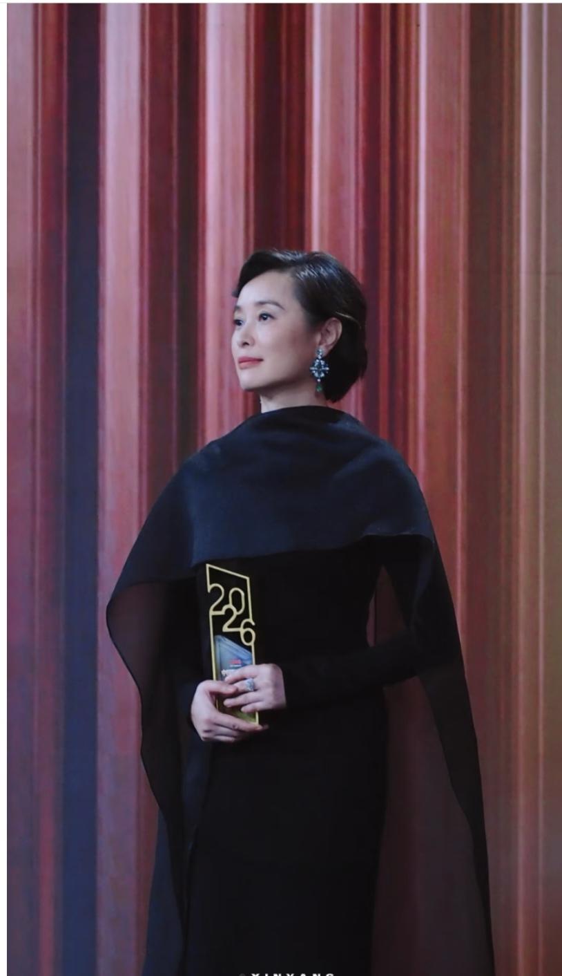 吴越，越老气质越好。