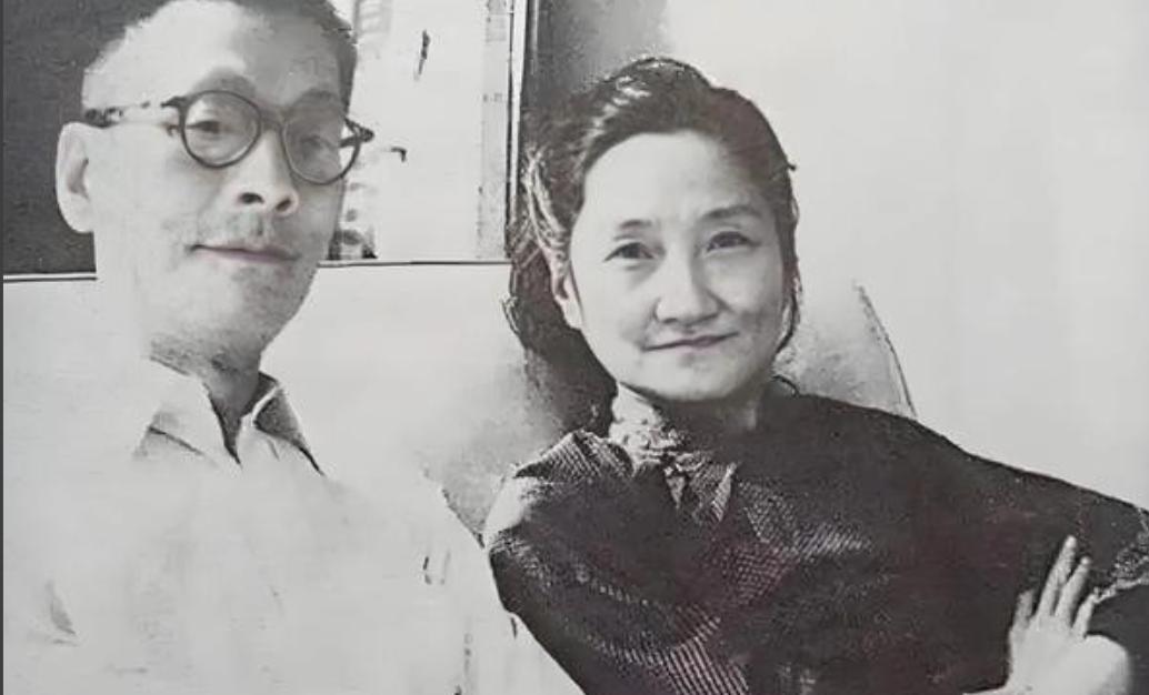 1957年，58岁翁瑞午糟蹋了一名女大学生。对方母亲大怒，发誓要将他告进大牢。不