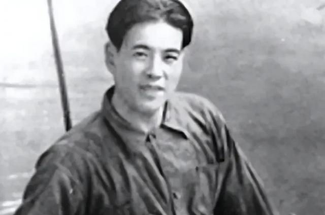 1957年，陈赓带好友去见主席，并开心说：“主席，当年秋收起义，就是他给我们送来