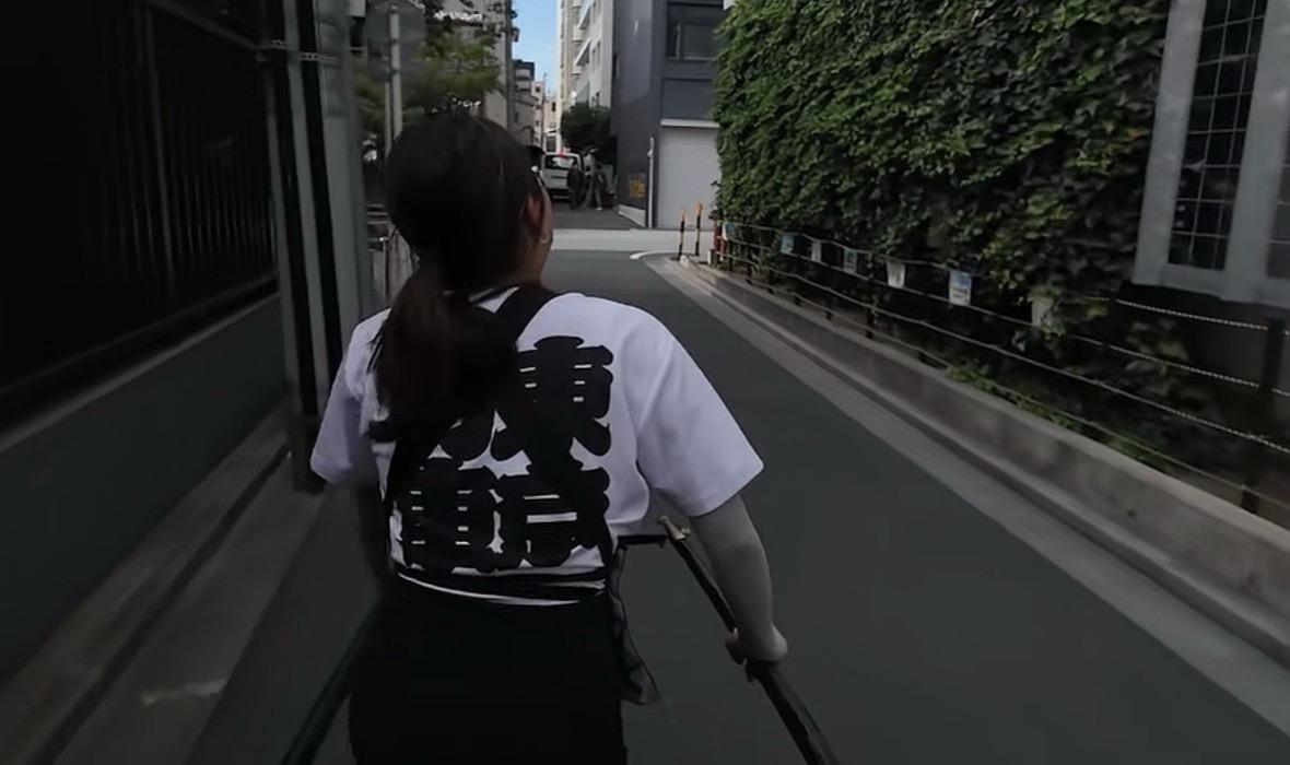 小时候我非常不喜欢以同情或观察底层的角度去编写骆驼祥子这样的“注定悲惨”一生的故