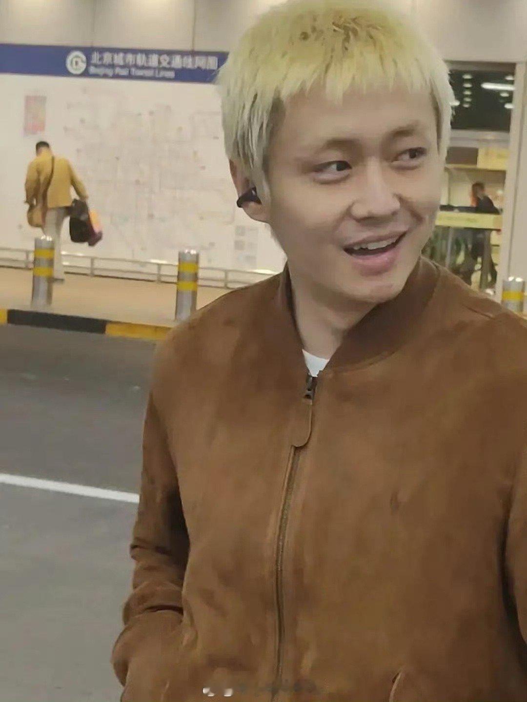 周也红舞鞋本来也是传的翟子路[来抱抱] ​​​