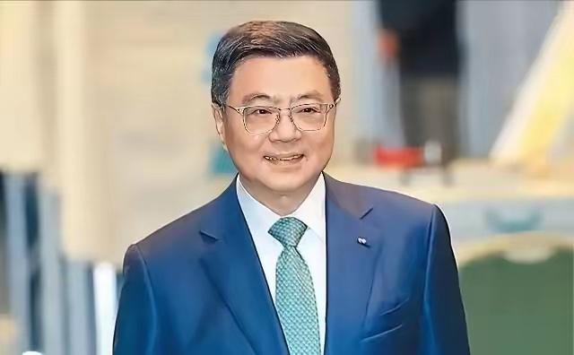 高市早苗对华反击，打出了这张阴险的牌！

3月7日，台湾行政院长卓荣泰突然现身东