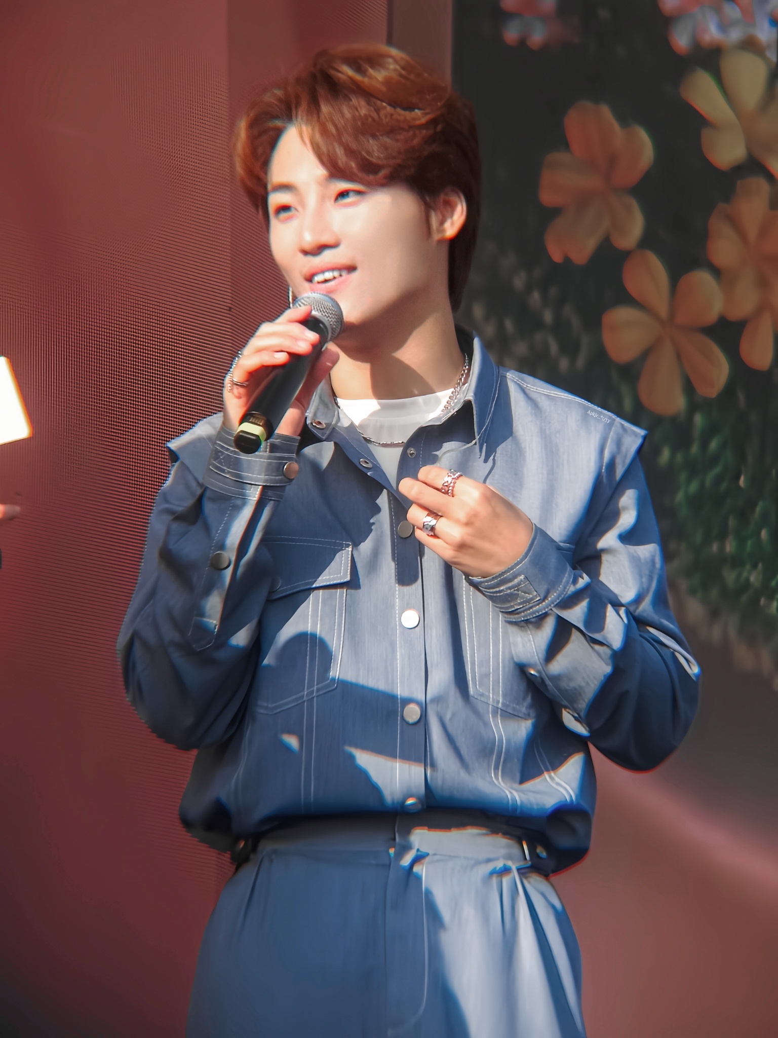 俞更寅 🐟𝐇𝐚𝐩𝐩𝐲 𝐀𝐩𝐫𝐢𝐥 𝐅𝐨𝐨𝐥𝐬' 