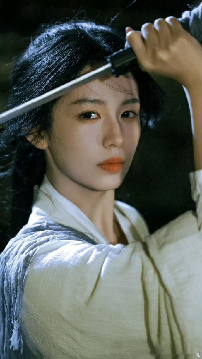 曝周也周翊然合作新剧 这个合作有点意思啊！男帅女美配上好看有趣的设定，真的是天选