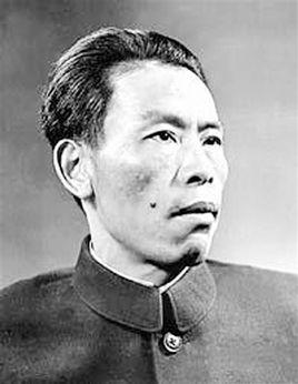 吴师孟（1899—1942），男，号初生，1899年生于湖南省平江县龙门乡高连村