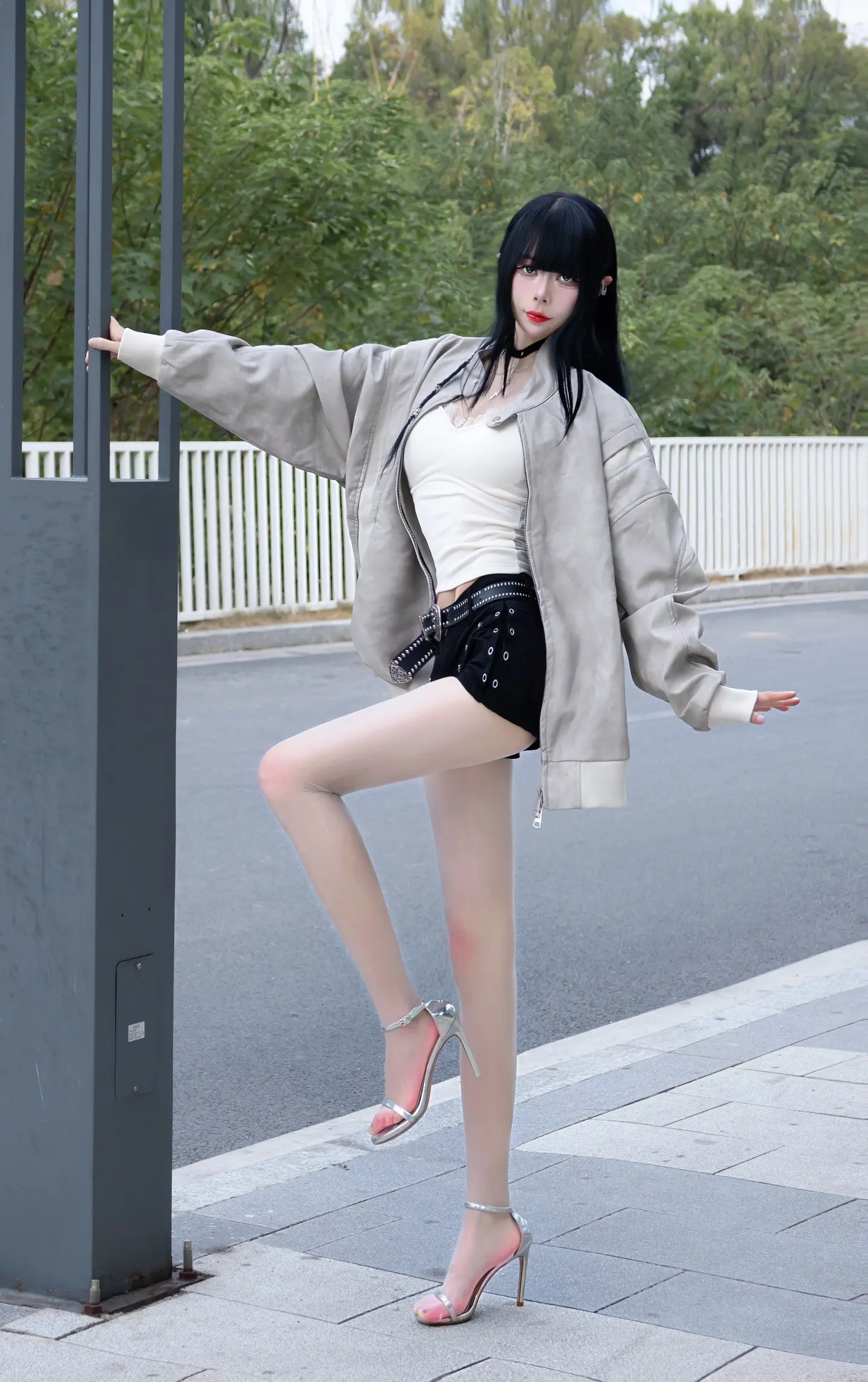她实在可爱 有点脾气怎么了
