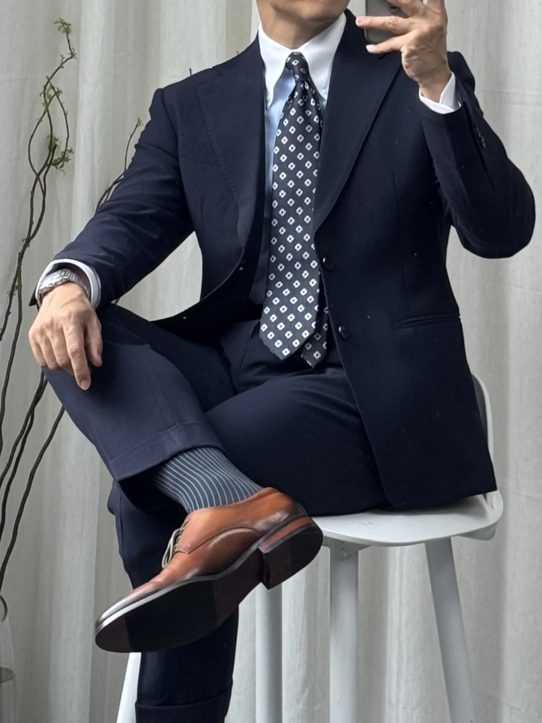 👔藏青色西装｜通勤不累的高级感