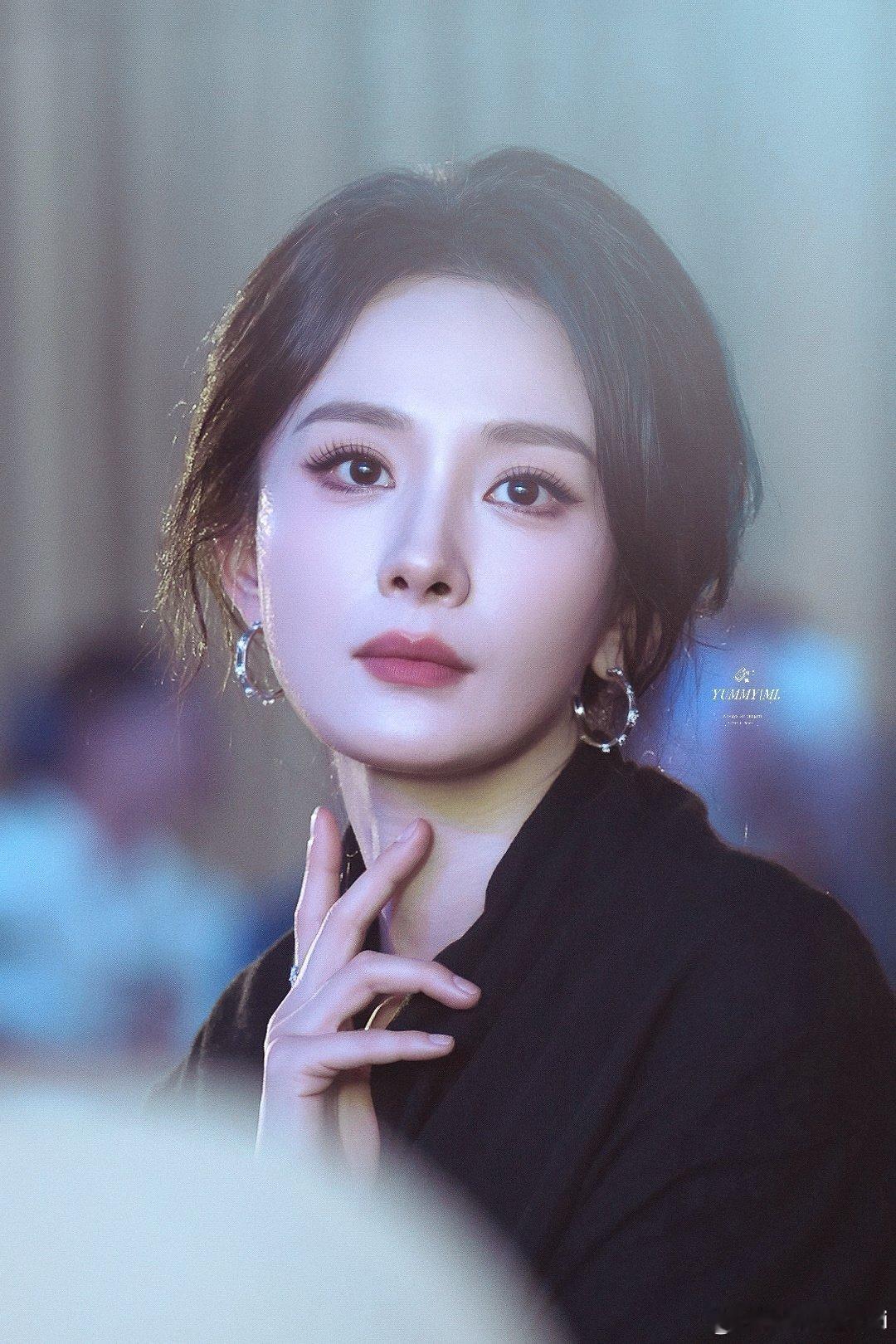 杨幂豪门嫡长姐好权威的美貌