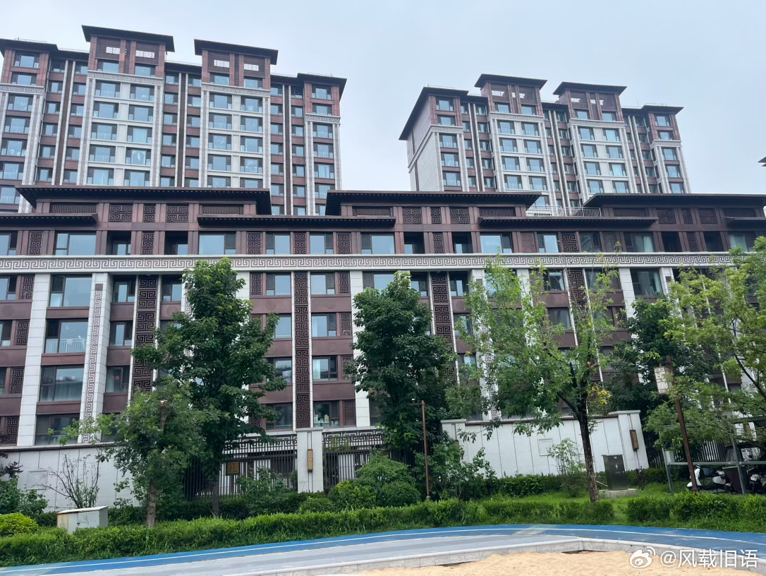 别让犹豫阻挡了你的脚步别让借口消磨了你的热情人生就是一场旅行重要的不是目的地而是