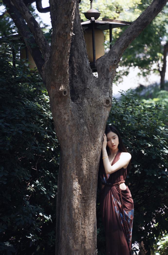 不懂苏晓彤反差感的有难了苏晓彤甜御切换没有瓶颈期苏晓彤的反差感真的杀疯了！演学生