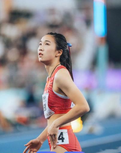 全运女200米预赛李玉婷第一位晋级 陈妤颉闲庭信步留一手到决赛 11月16日晚，