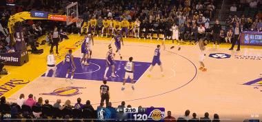 古有孔融让梨，今有海斯让板 