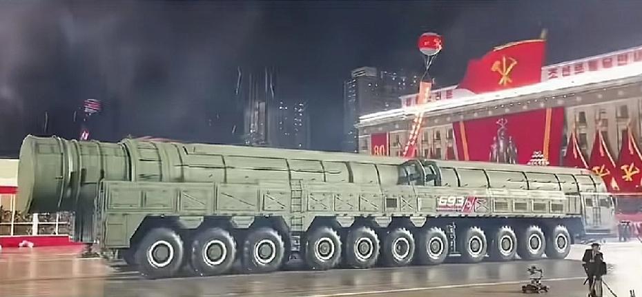 中国：东风5C打击范围覆盖全球。
朝鲜：火星-20射程覆盖美国本土。
美国：[吐