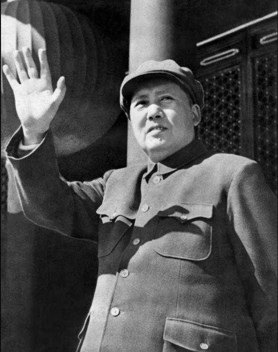 1954年10月1日毛主席在庆祝中华人民共和国成立五周年大会上
