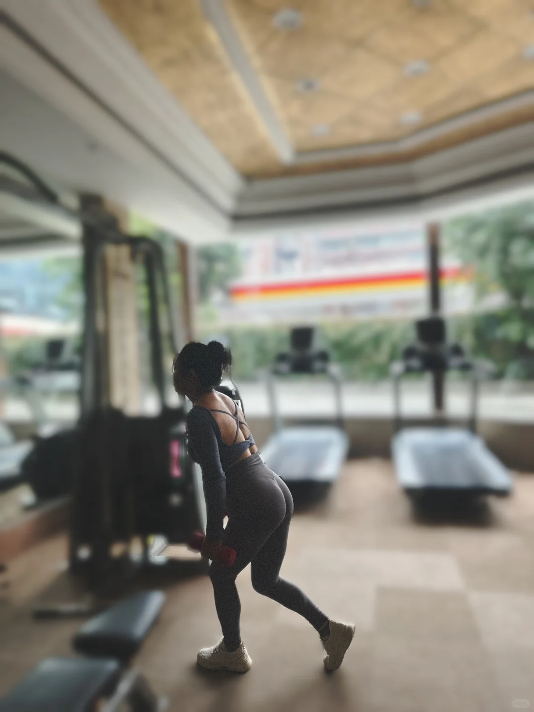 60岁的背，你信