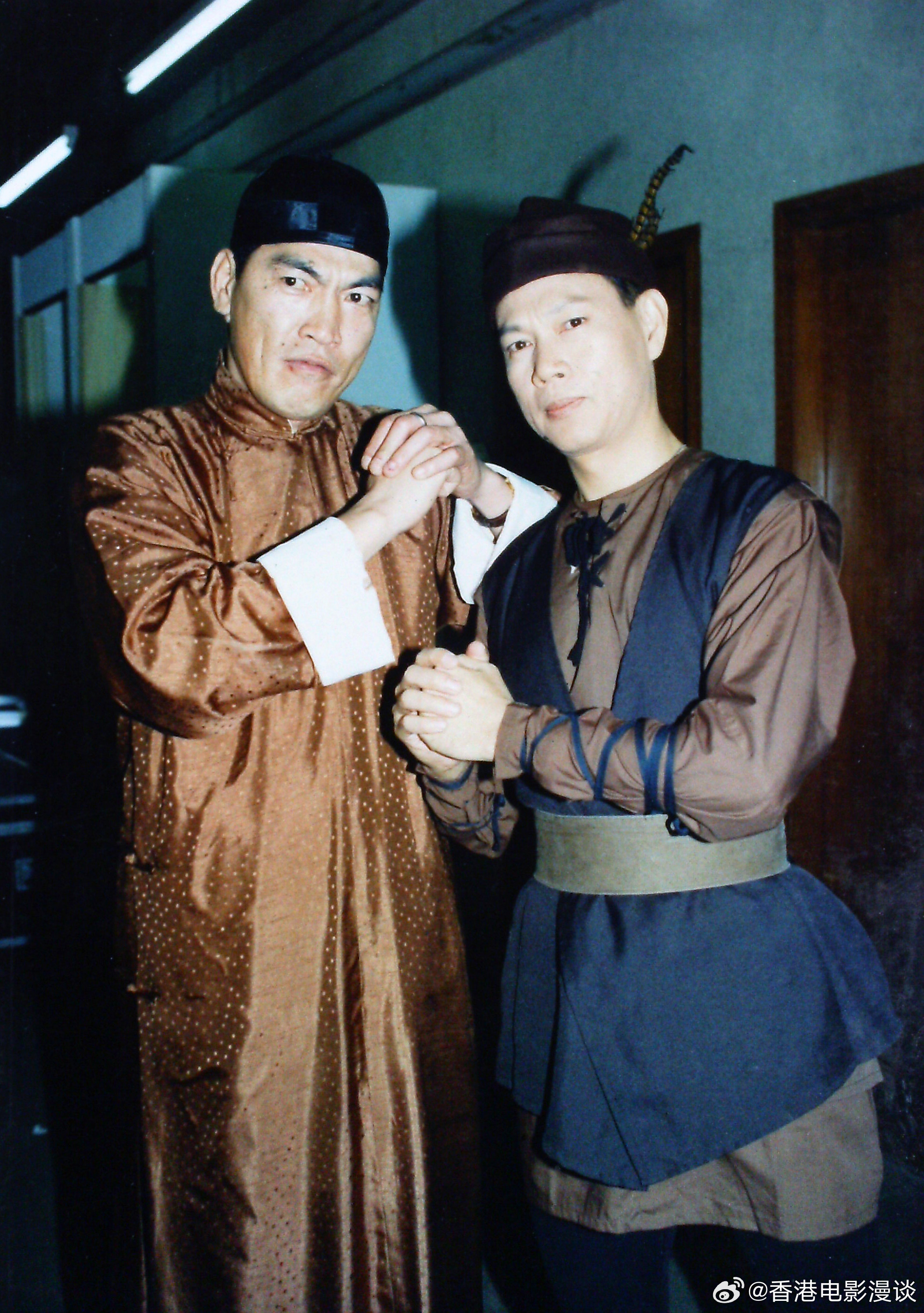 #成奎安##罗家英# 两个白面小生[嘻嘻] ​​​