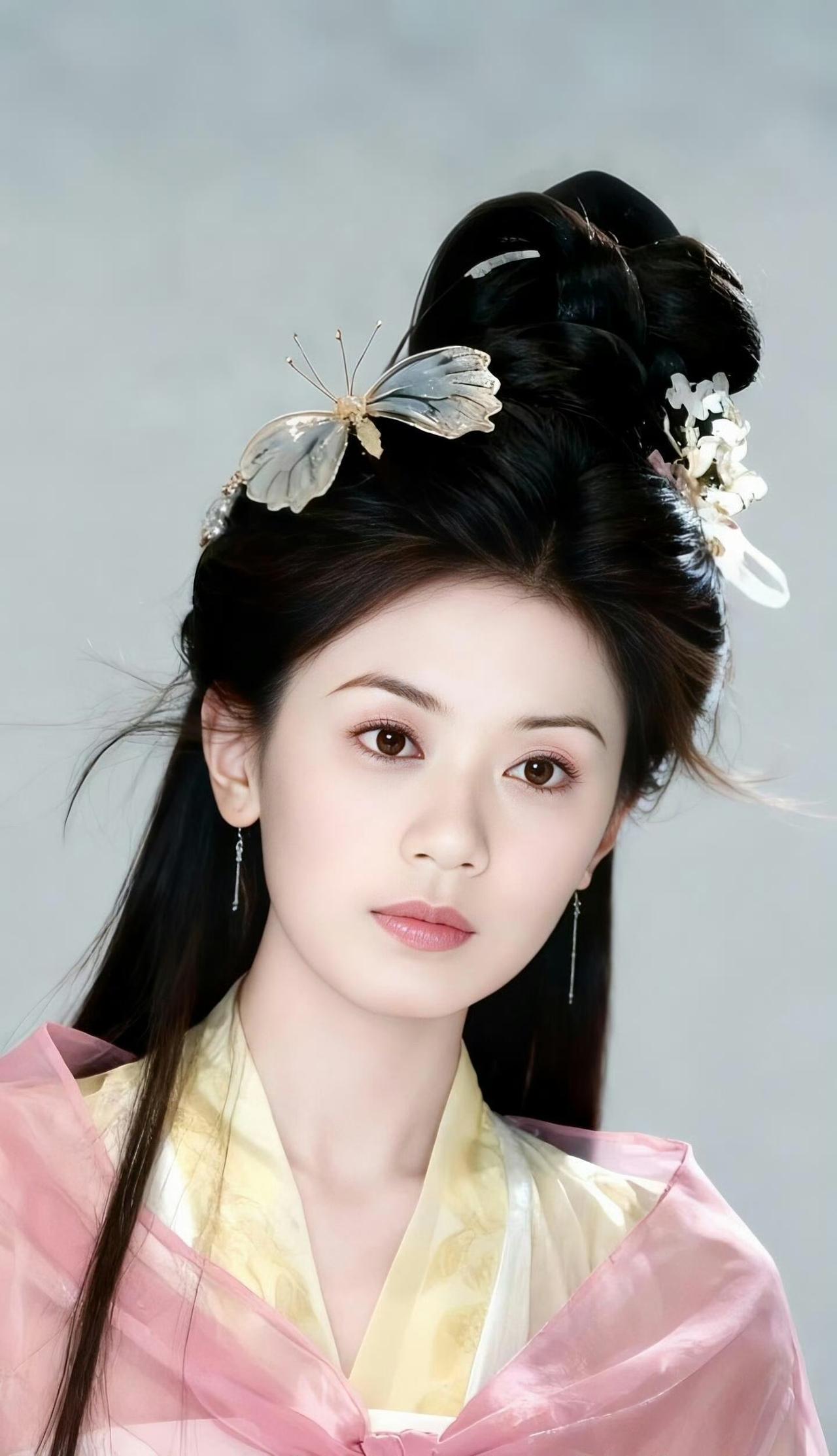 当年的贾静雯 [害羞]实在太美了[大笑][大笑]