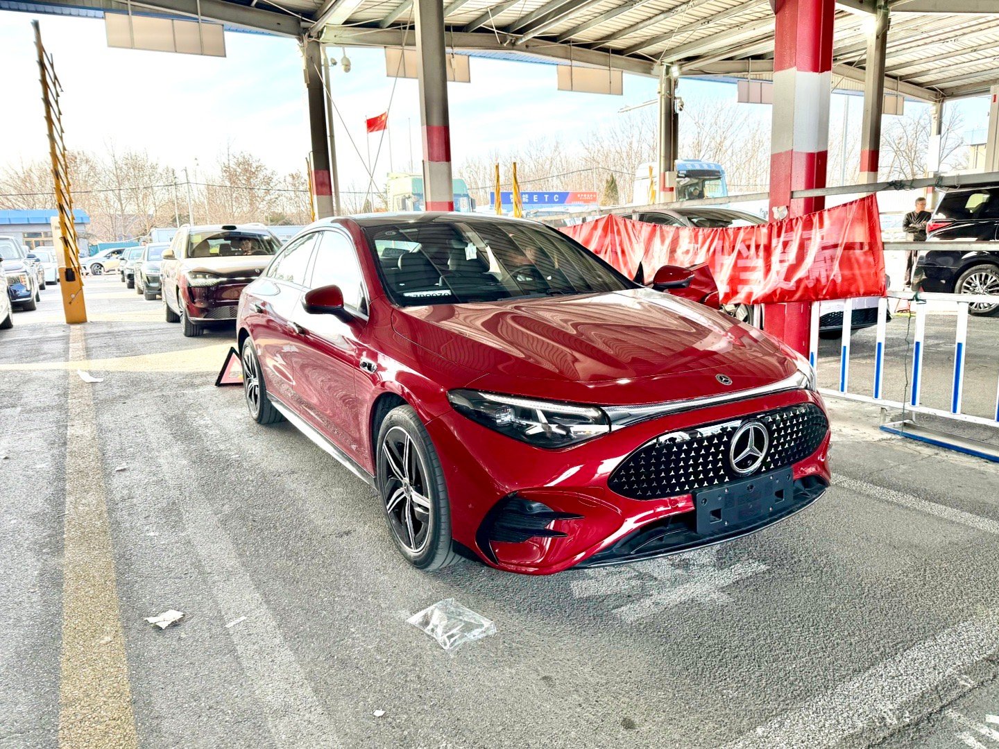 去给董秘的CLA上牌了，25年把购置税免税办了，26年再上牌，再蹲一波26年的置