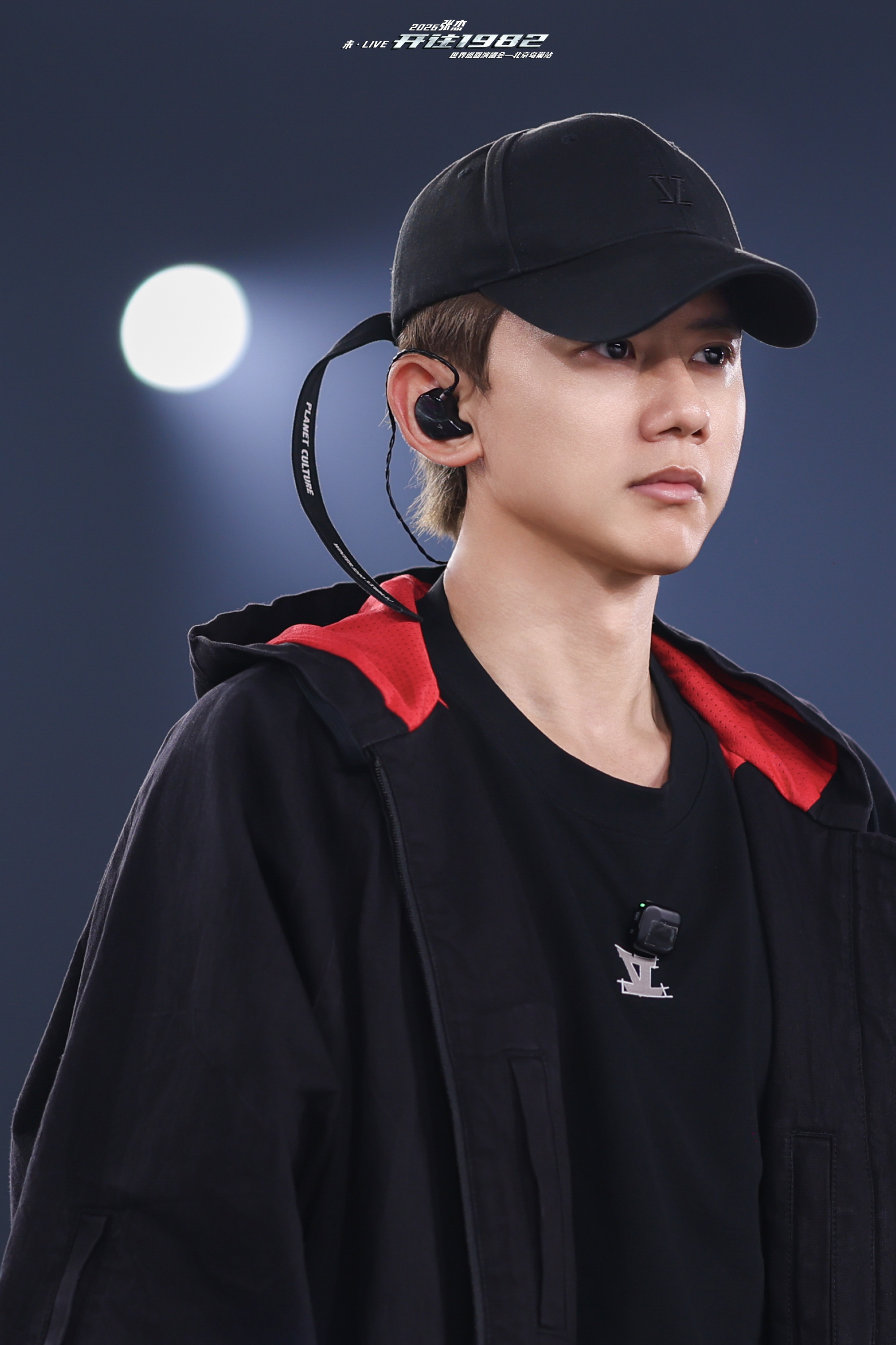 好多明星给张杰演唱会送花篮16场最伟大的闭幕式一切顺利，好多明星给杰哥送花篮，爸