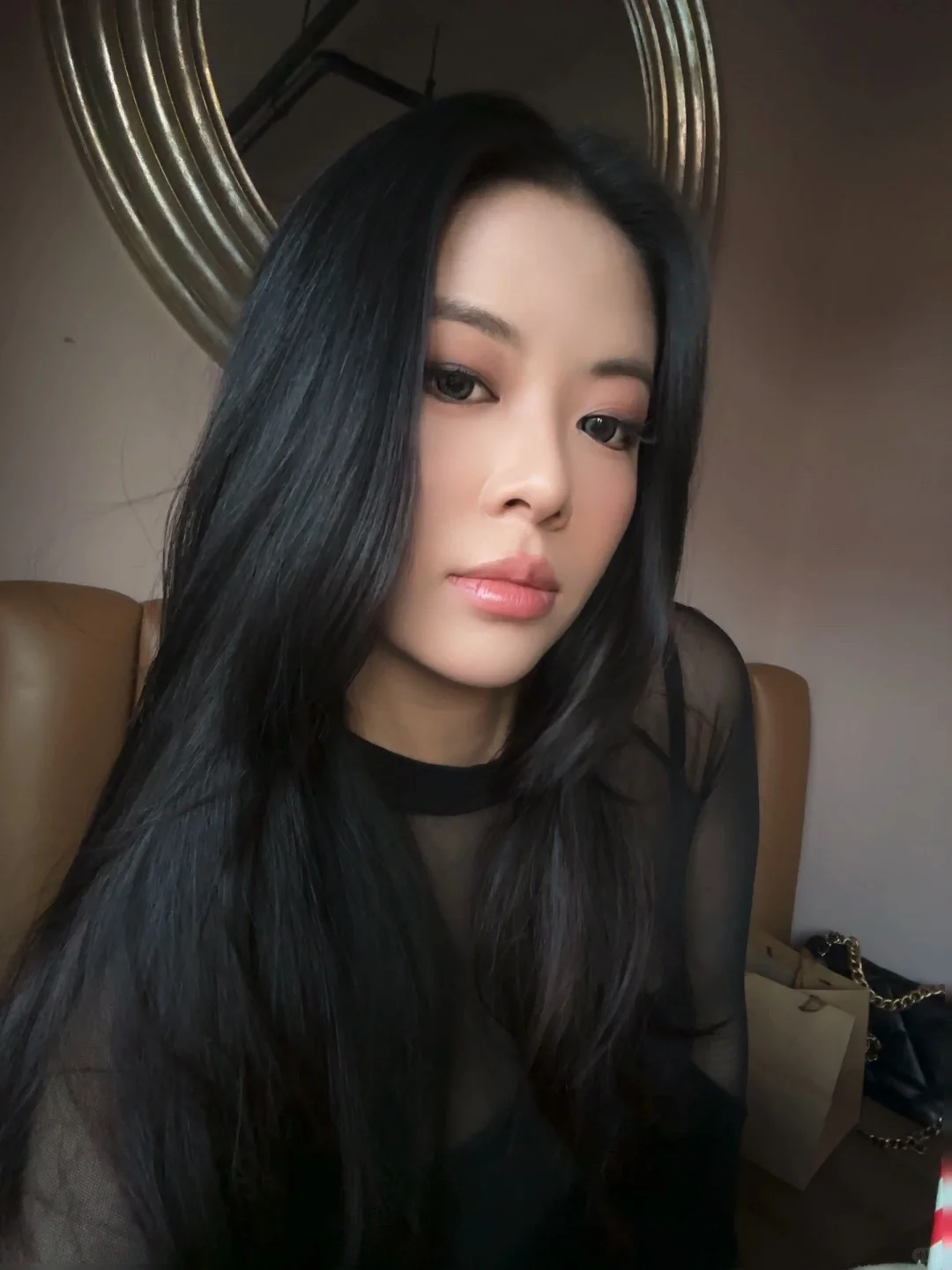 新年努力少穿黑色衣服