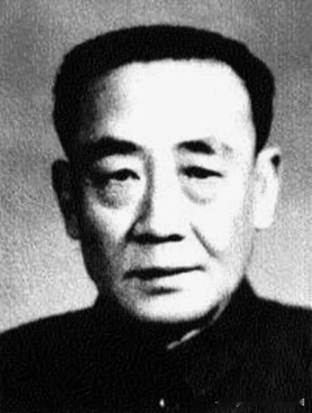 侯外庐是中国现代史上一位极具影响力的马克思主义历史学家、思想史家和教育家，他的学