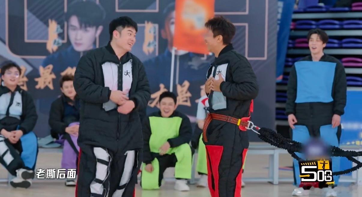 🥹细节杀我！别人看片段是搞笑，老粉看邓超瞬间触发撕名牌本能，满满的青春回忆直接