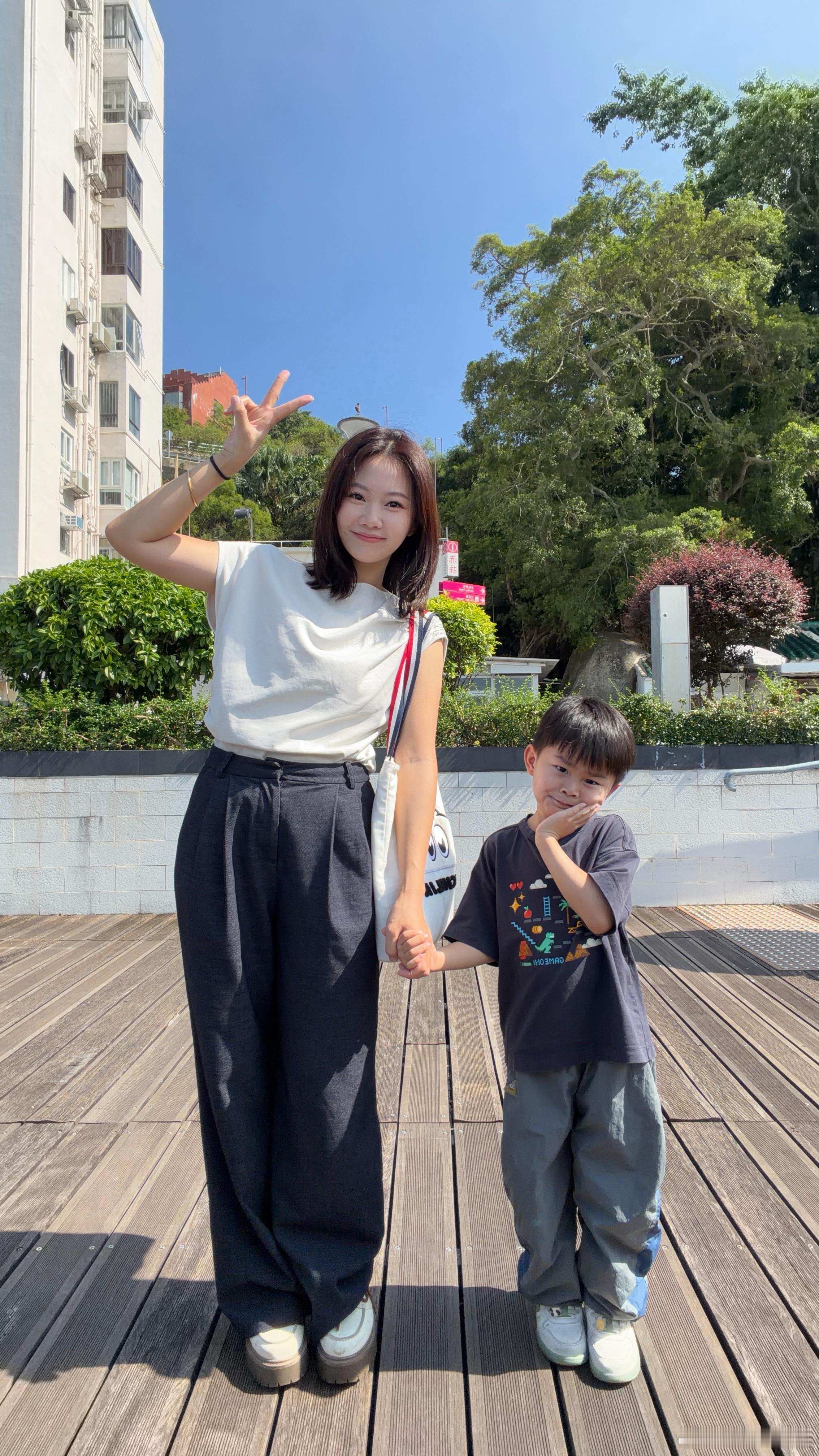 小朋友玩手机会怎么样？ 香港·香港惩教博物馆